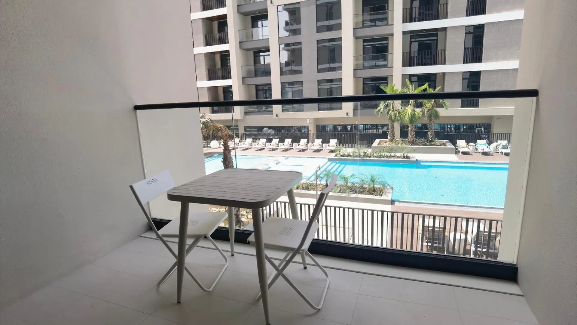Elegant 2 Bedroom Apartment In Sobha Hartland Dubaï