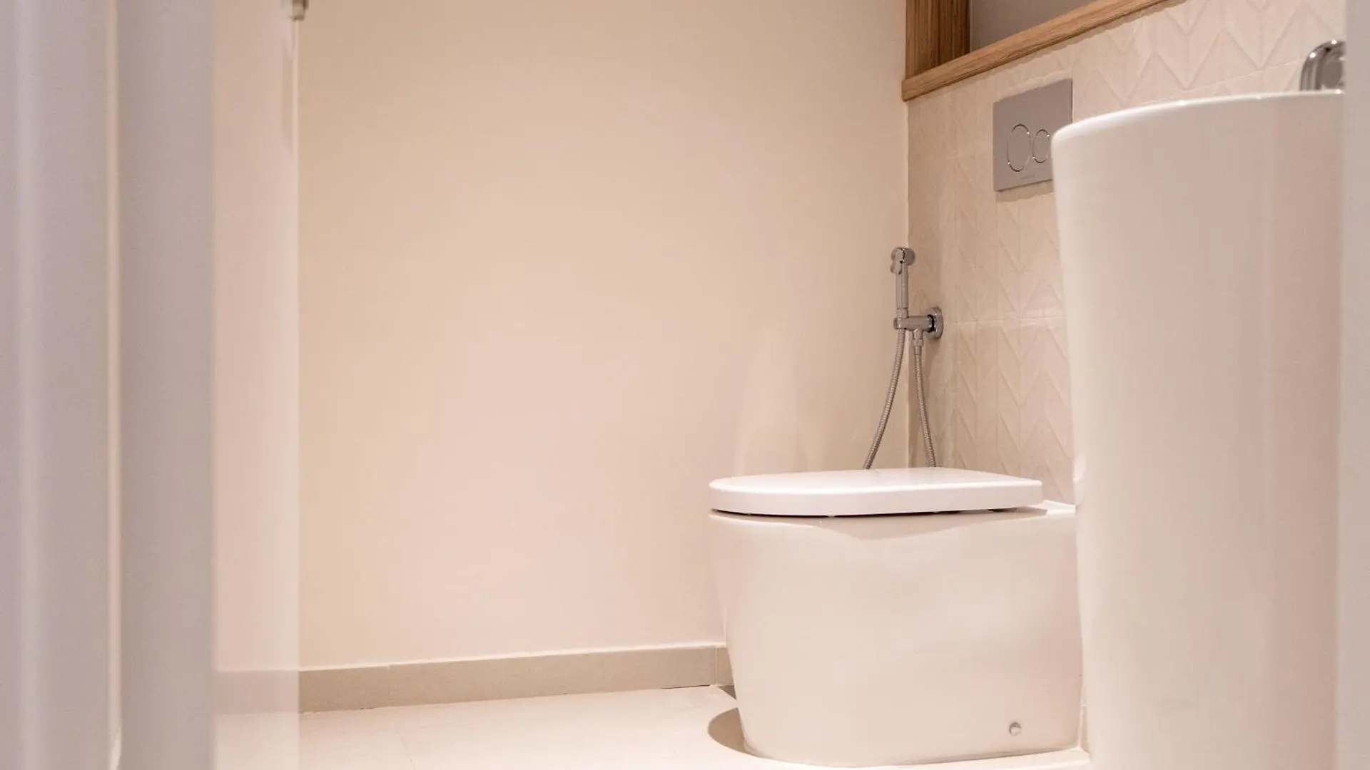 Elegant 2 Bedroom Apartment In Sobha Hartland Dubaï